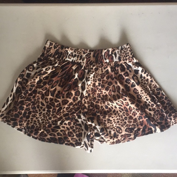 Animal Print Shorts - Picture 2 of 4